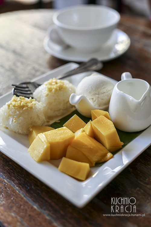 Kleisty ryż z mango z restauracji Tom Yum Kung, Bangkok